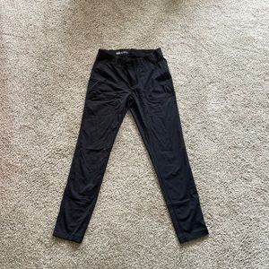 REÍ women’s hiking pant size 8. NWOT